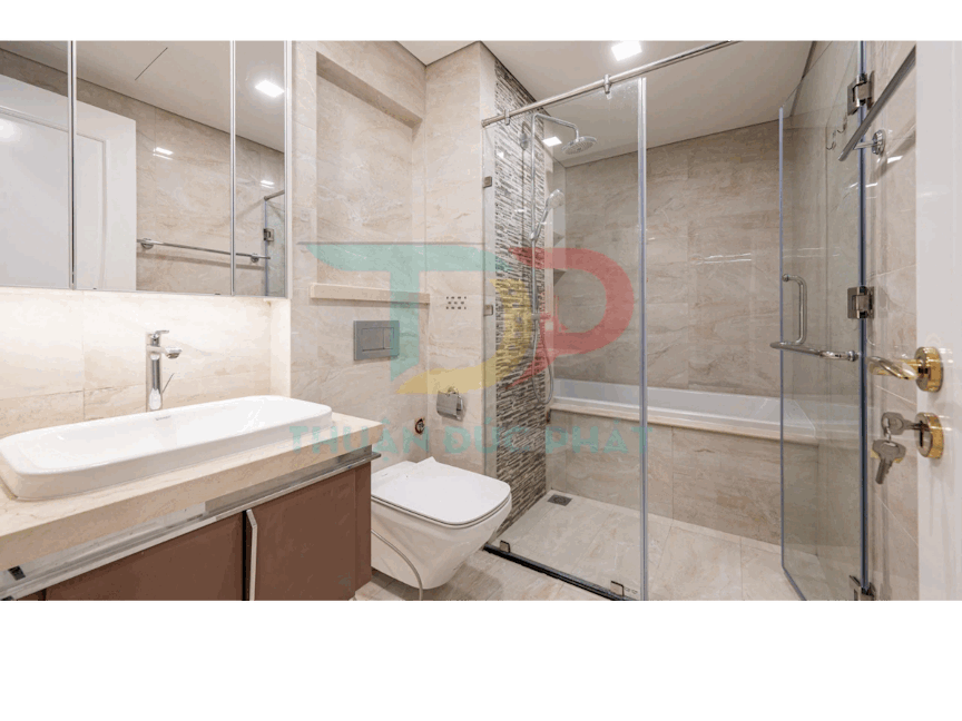 nhà vệ sinh có bồn tắm nằm cao cấp